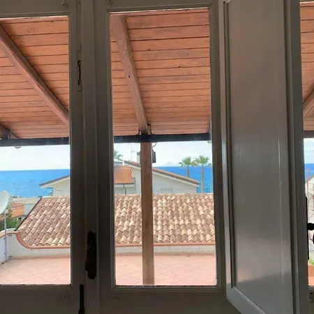 Terrazza Sulle Isole Eolie * Mongiove