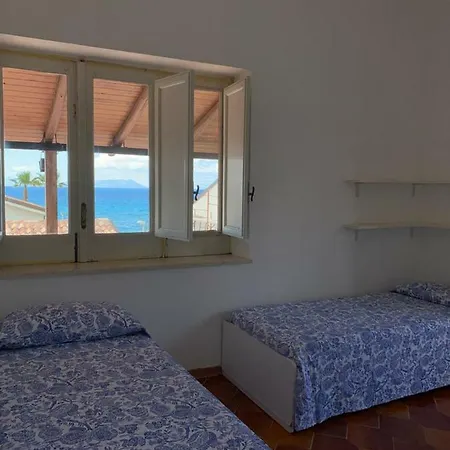 Terrazza Sulle Isole Eolie * Mongiove