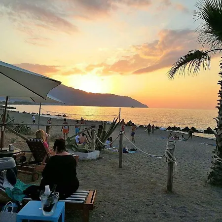Terrazza Sulle Isole Eolie * Mongiove